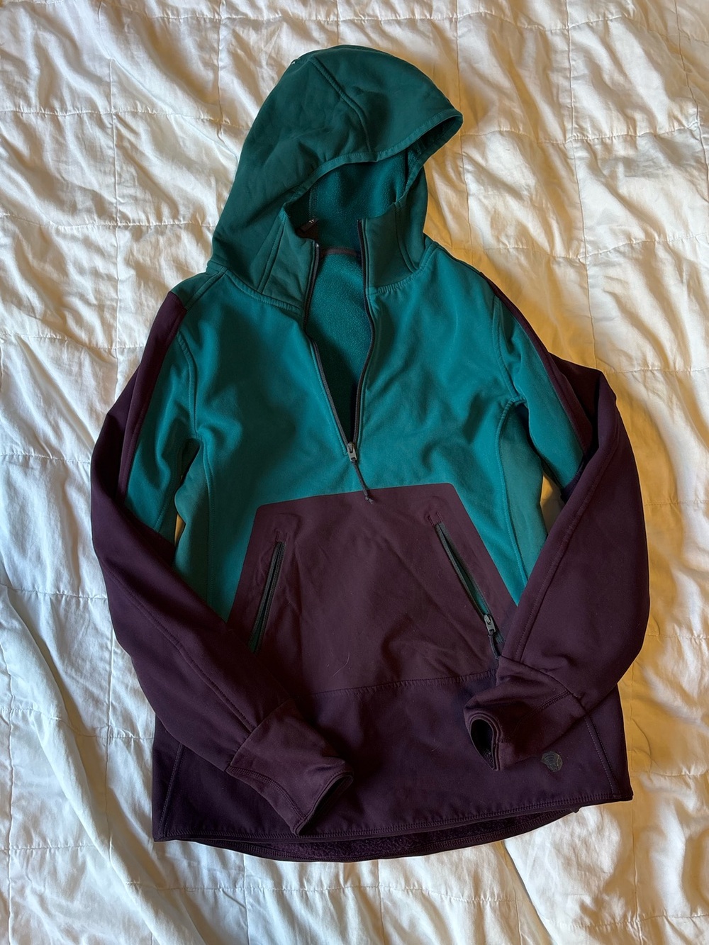 Mountain Hardwear Two-Tone Hooded Pullover in Teal and Plum